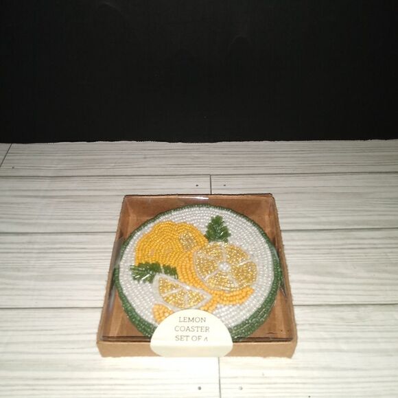Beaded Lemon Coasters Set of 4 Lemon Slices Tropical NIB 4.5" Handcrafted India - Picture 1 of 6